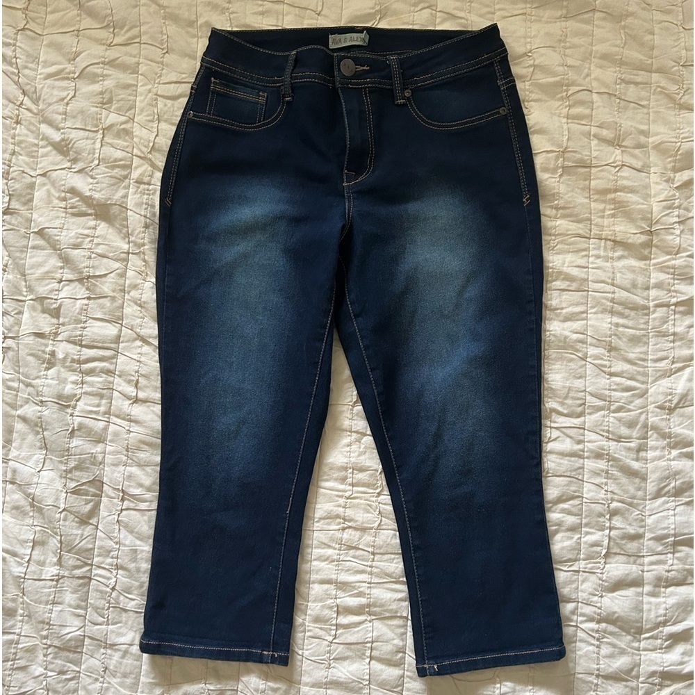 AVA & Alex Ladies Denim Capri Jeans  Size 10